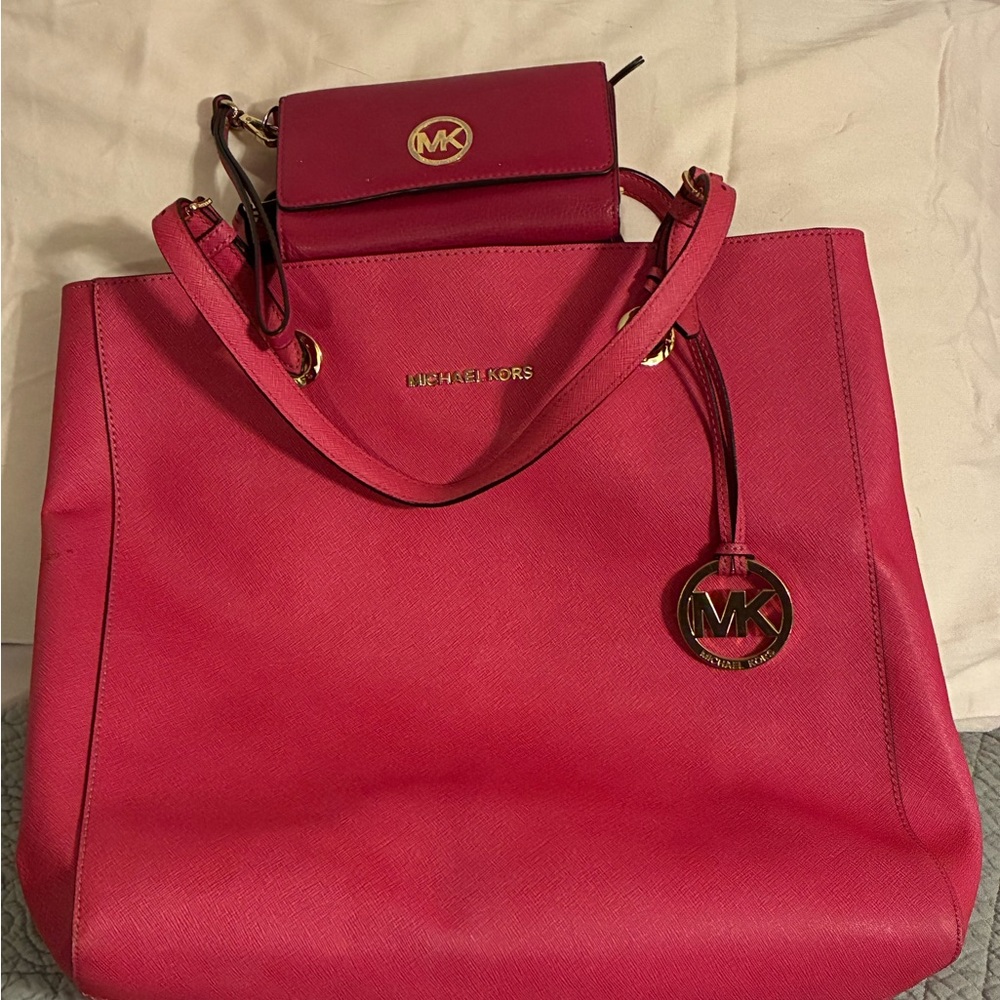 Michael Kors Fuchsia Tote and Wallet Set
